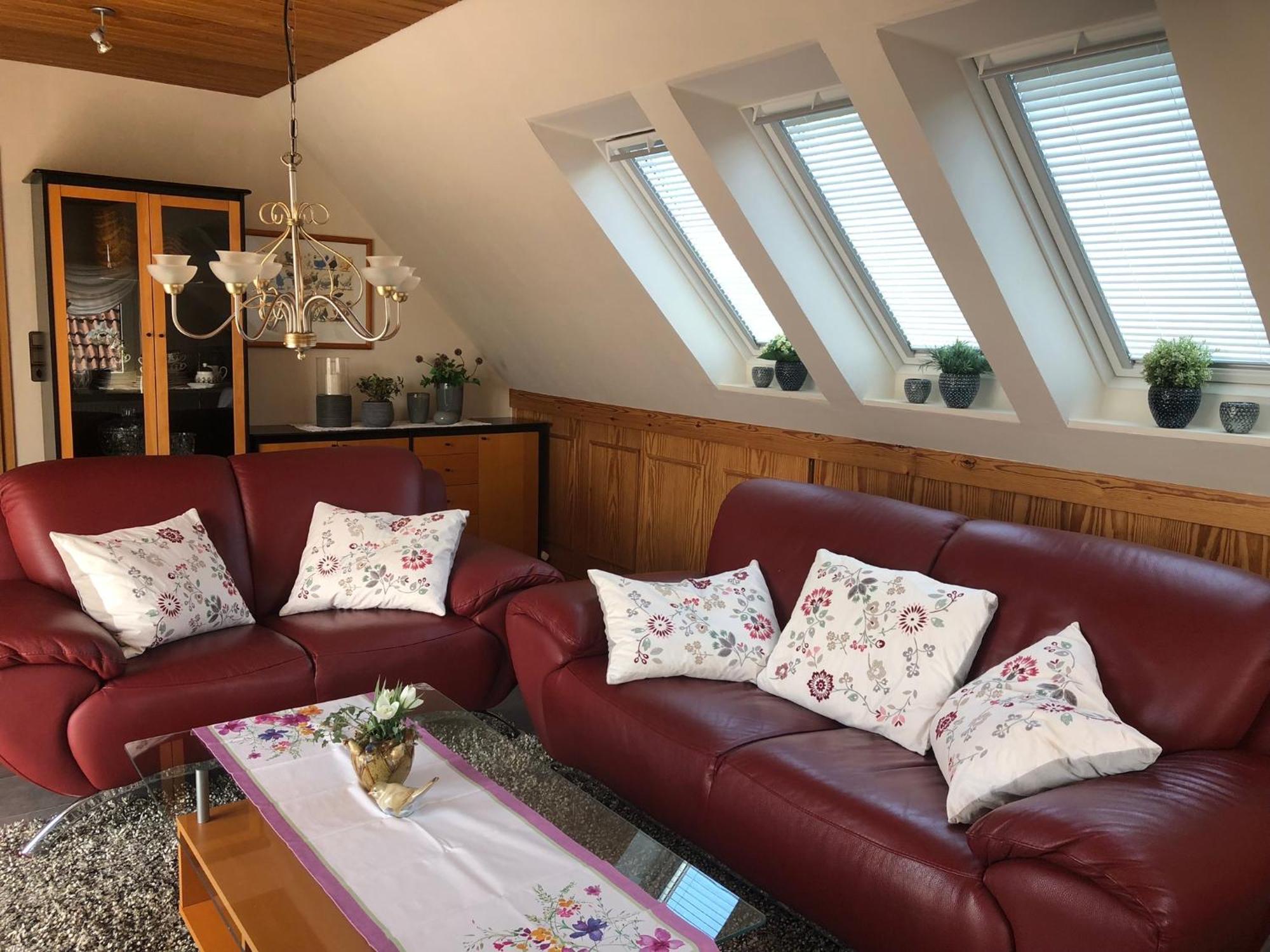 Wohlfuehlen In Gepflegter 70 Qm Oberwohnung Marienhafe Luaran gambar